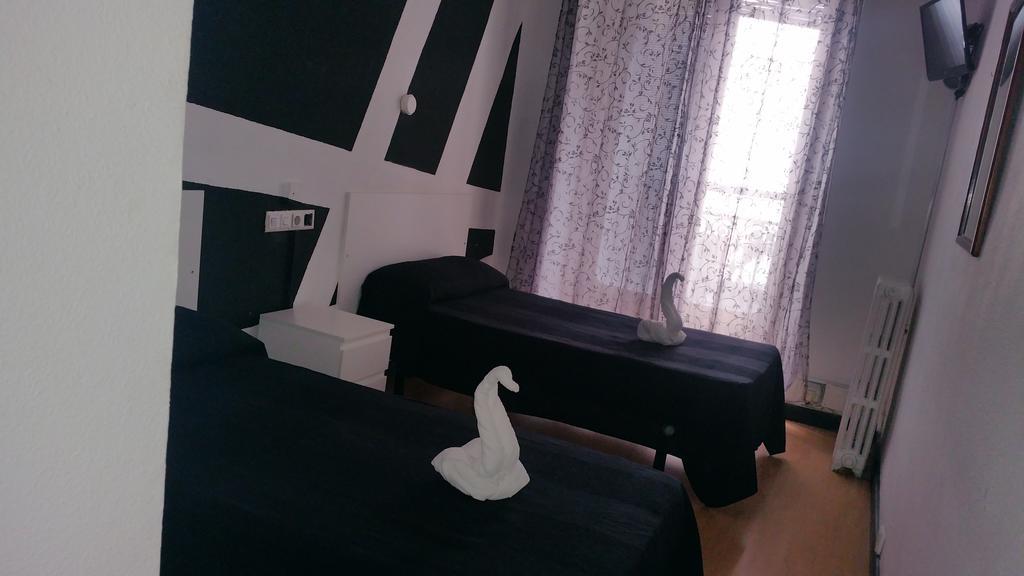 호스탈 리마 호텔 바야돌리드 외부 사진